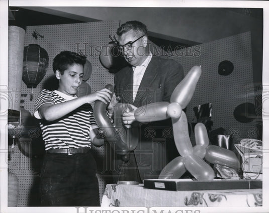1956 Press Photo Paul Hochman & Son Joseph at Their Party Service Company - Historic Images