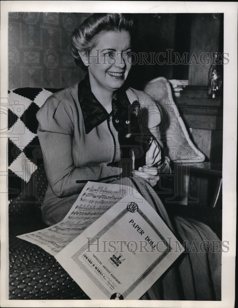 1943 Press Photo Mrs Sally Baird Black Widow Johnny Black She Receive Royalties-Historic Images