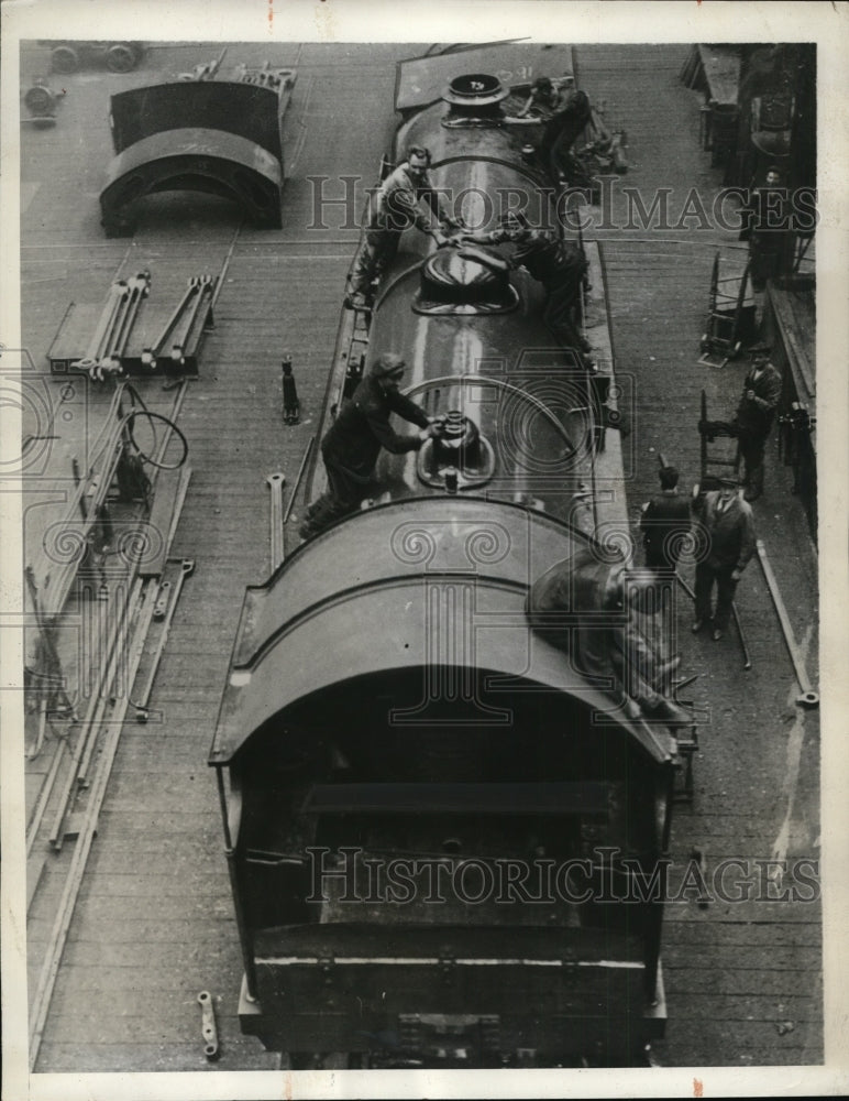 1932 Press Photo Super Express Locomotive Built at Eastleigh Hampshire England-Historic Images