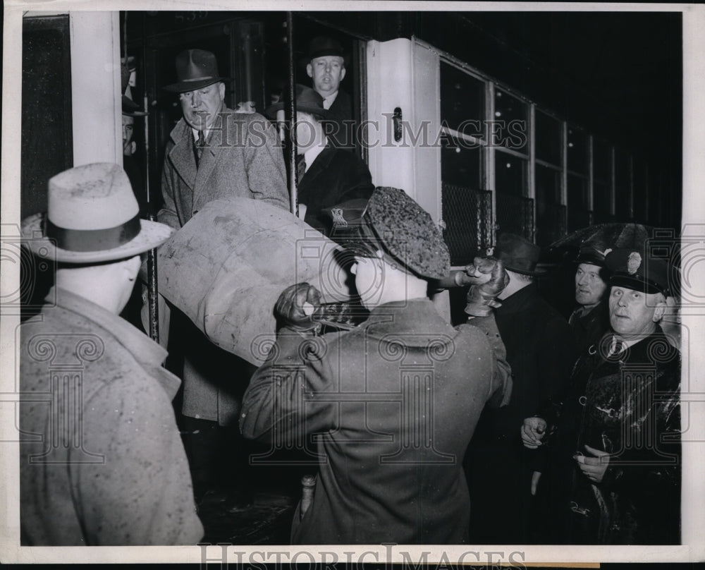 1944 Press Photo Criminals Edward Zimman George Sperry Killed Resisting Arrest - Historic Images