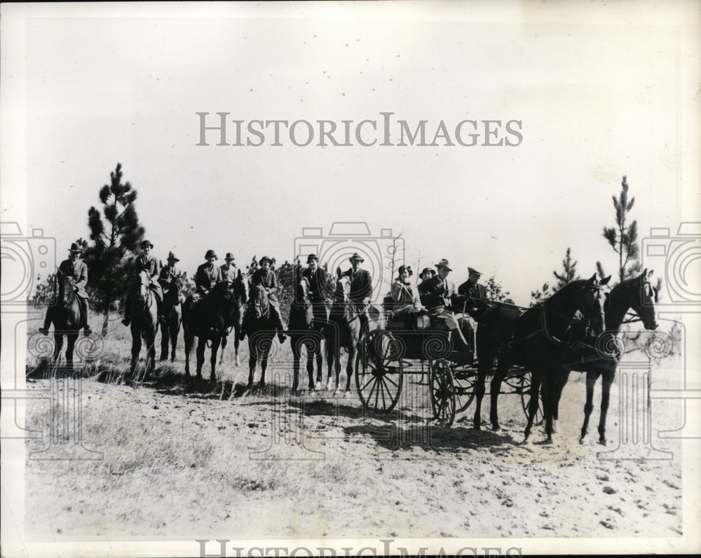 1935 Press Photo Open Woods at Pinehurst NC Team To Have Breakfast-Historic Images