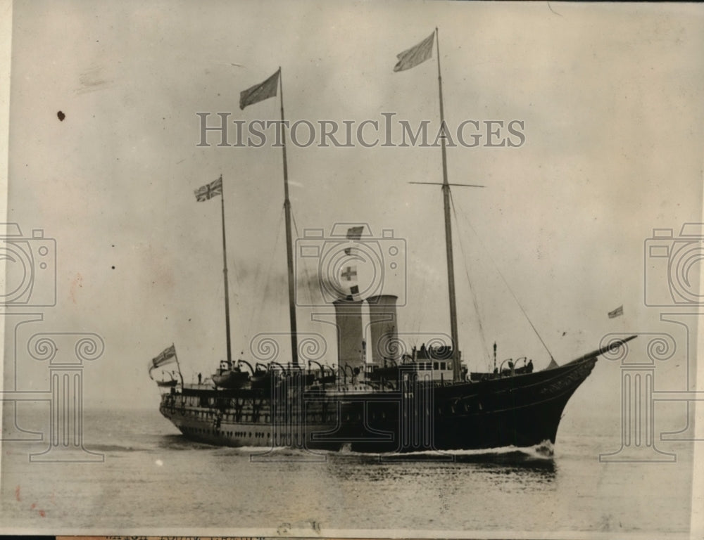 1925 Vessel Manes Victoria &amp; Albert Commander Robertson Skipper - Historic Images