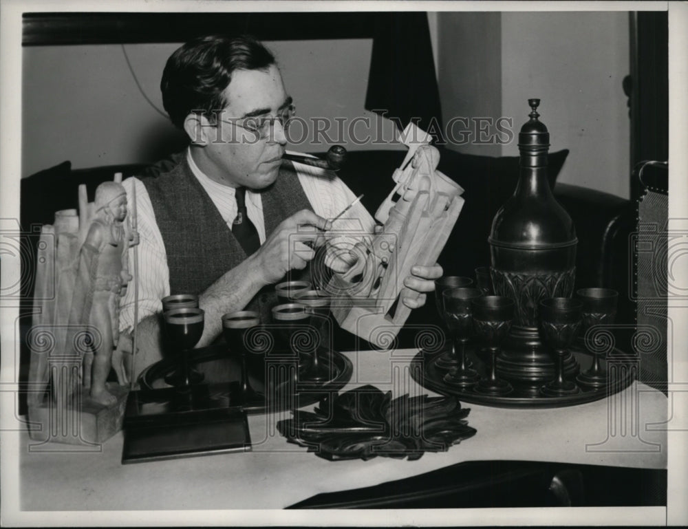 1939 D.C. Sen Rush D Holt of WV with collections of carvings - Historic Images