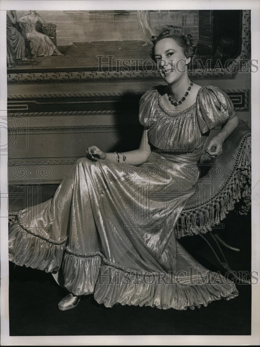 1939 Kallie Foutz in Shimmering Gown - Historic Images