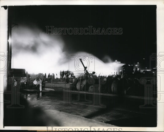 1944 Press Photo Hoboken waterfront's war material line ablaze costs millions-Historic Images