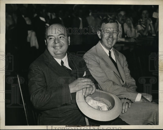 1935 Press Photo Howard C Hopson & His Attorney William Hill - Historic Images