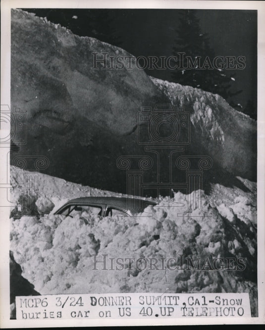 1952 Press Photo Donner Summit California Car Buried in Snow - ney08148-Historic Images
