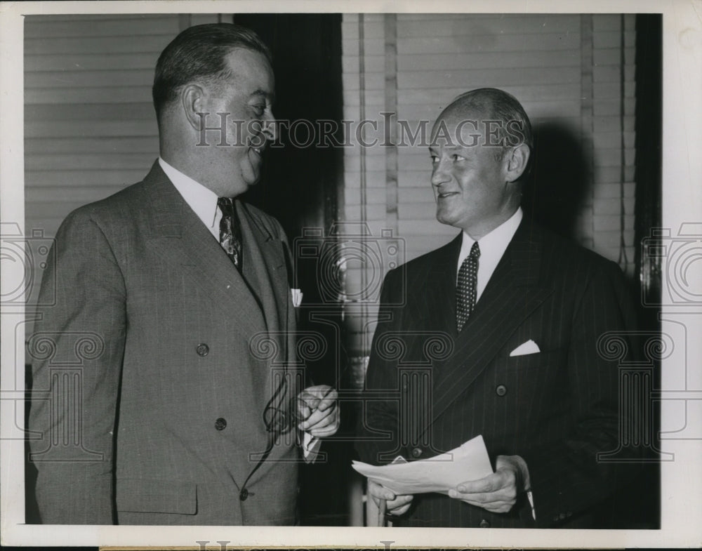 1944 Judge John O'Connell And John Knight  - Historic Images