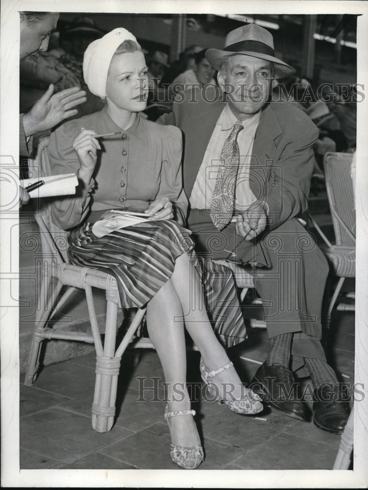 1943 Press Photo Mr &amp; Mr Carlyle Thorp Millionaire Before Their Divorce - Historic Images