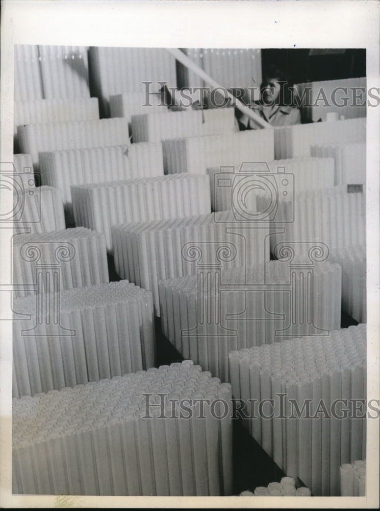 1945 Press Photo Westinghouse Lamp Division Fluorescent Lamp Plant in W Virgini - Historic Images