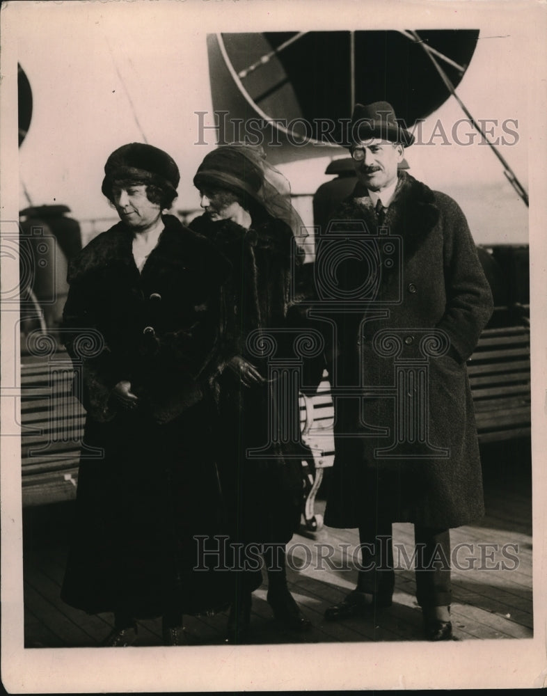 1919 Italian Ambassador Avezzano &amp; Family  - Historic Images
