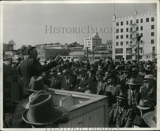 1941 Press Photo Spit & Argue Club Long Beach California - Historic Images