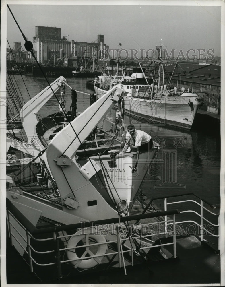 1963 Brooklyn Waterfront Bob Mirvish Author Office in Lifeboat - Historic Images