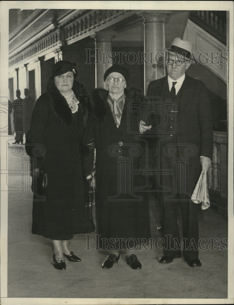 1933 Press Photo Family Thomas Mooney of Preparedness Day bombing San Francisco-Historic Images