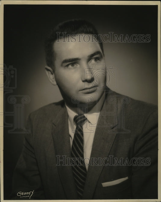 1962 Press Photo John C. McGroder Manager of Cleveland Brokeage Agency-Historic Images