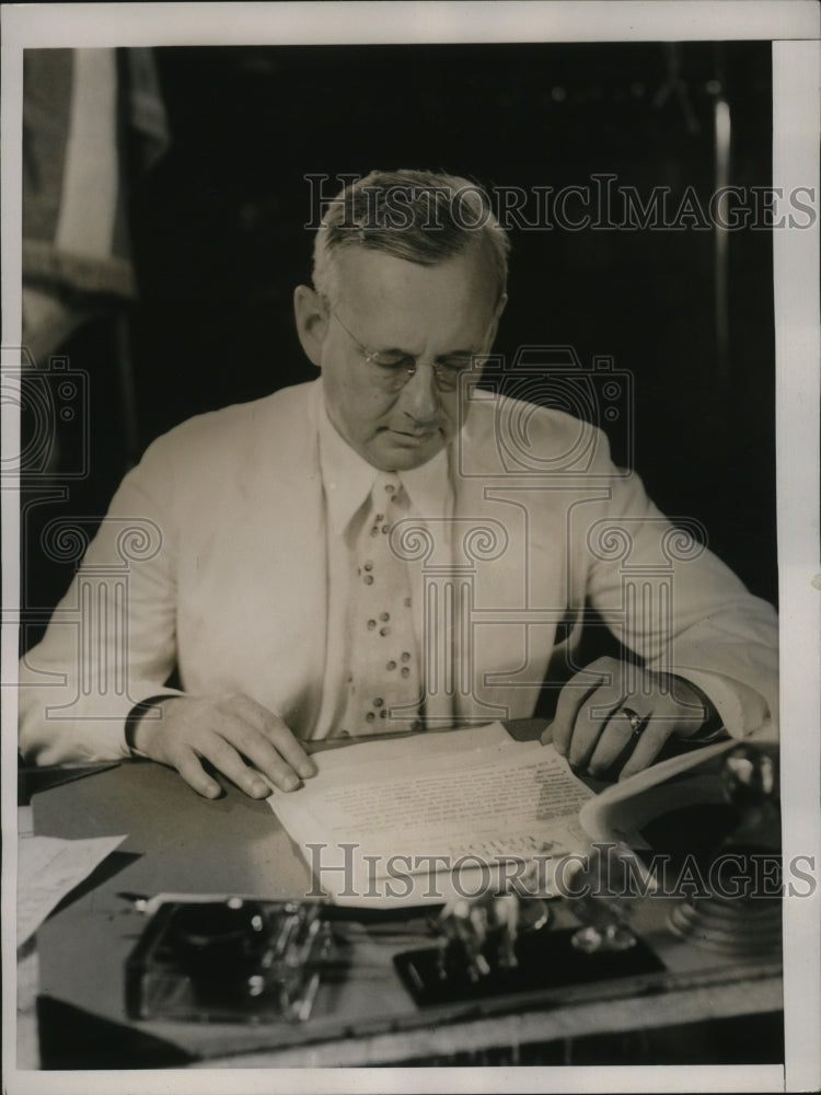 1936 Press Photo Governor Alfred M. Landon of Kansas in Office - ney20325-Historic Images