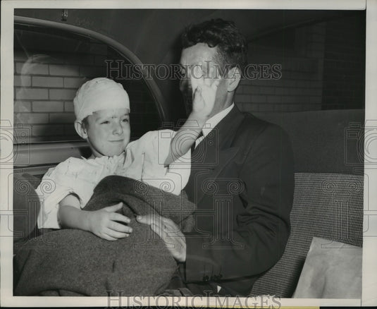 1953 John Connors Age 4 & Father Edward Leaving Oak Forest Infirmary - Historic Images
