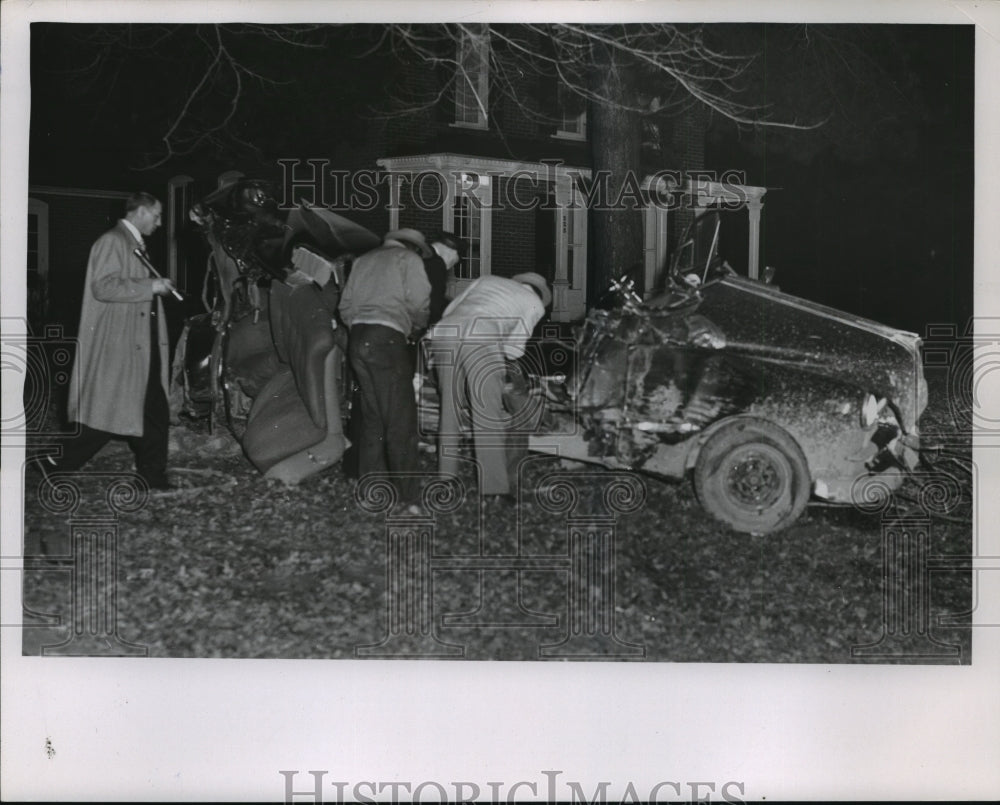 1955 Car Wreck  - Historic Images