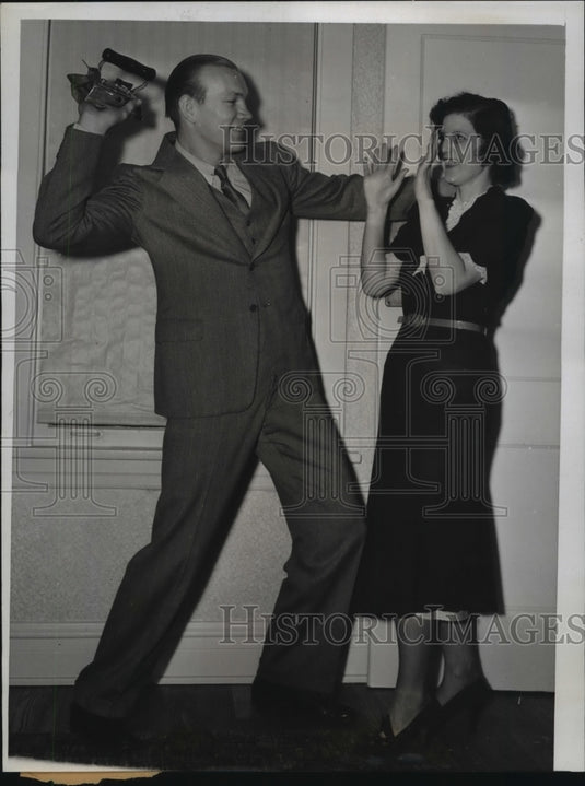 1938 Don Heap College Football Star & Helen Dunn Who are Engaged - Historic Images