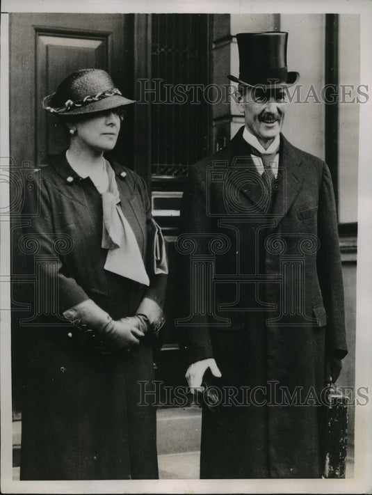 1935 Press Photo Neville Chamberlain Shown with Mrs Chamberlain - ney25130 - Historic Images