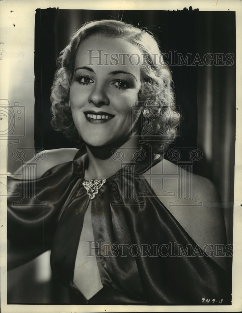 1951 Popular Blonde Singer Vera Van Now Heard on Her Own Recitals - Historic Images