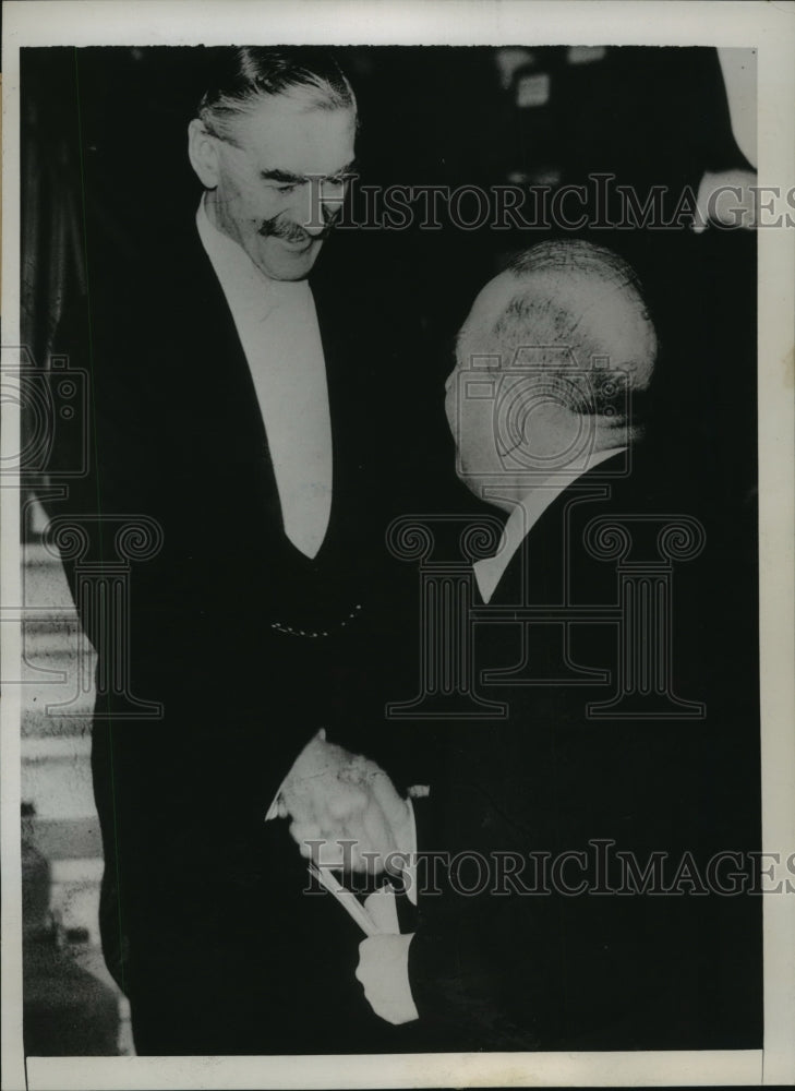 1938 Neville Chamberlain Greeted by Dr Stedman Litauer Upon Arrival - Historic Images