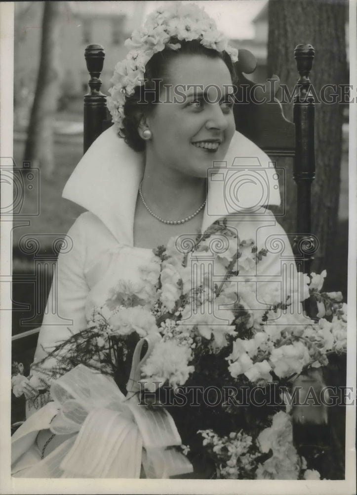 1936 Press Photo Helen McKarahan Chosen May Queen at Northwestern University - Historic Images