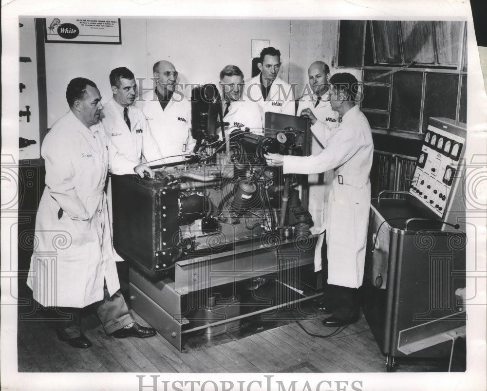 1954 Press Photo White Motor Comp Maintenance Management Program - Historic Images