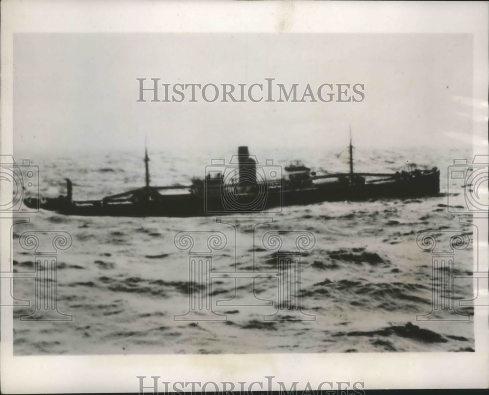 1938 Press Photo British Steamer Cragpool Called for Aid from German Ship - Historic Images