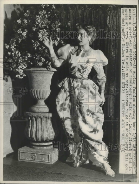 1948 Press Photo Gown Designed by Madame Teui at NY Spring Fashion Show-Historic Images