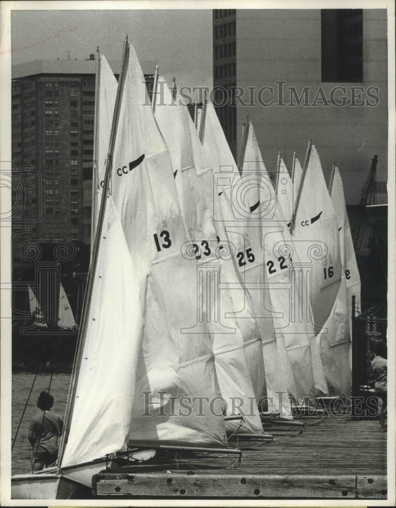 1974 Press Photo Group of Boston Community Sailing Club Members Boats - Historic Images