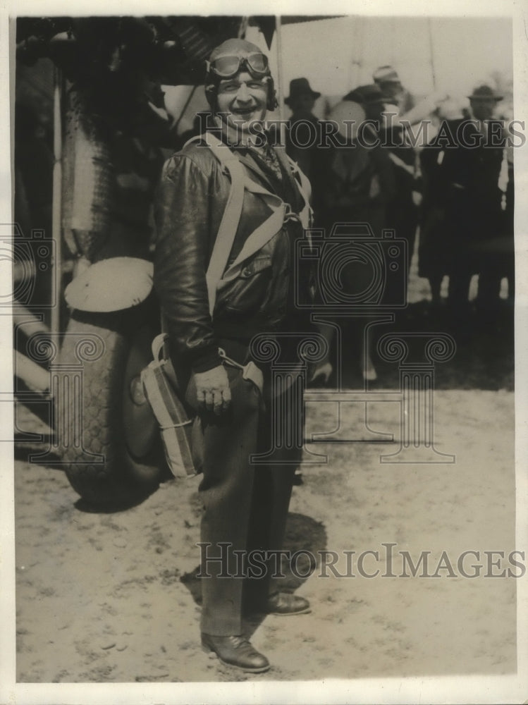 1930 Governor CC Young of California Did Air Maneuvers  - Historic Images