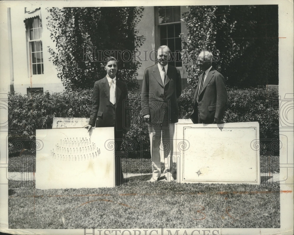 1932 Press Photo President Hoover Observes 58th Birthday - ney27174-Historic Images