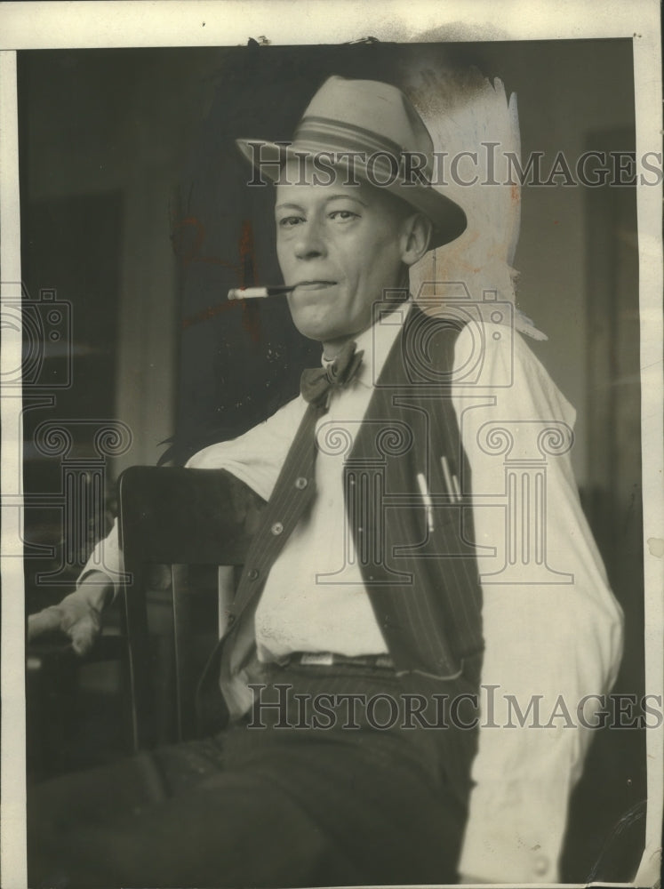 1926 Press Photo C. P. Stewart Smoking a Cigarette - Historic Images