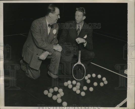 1938 Press Photo Gibbons,Tennis President Gives Don Budge Sendoff for Pro Career - Historic Images