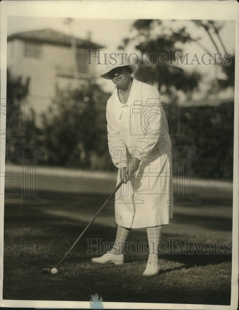 1927 Press Photo Mrs. George C. Wallen at the Everglades Club at Palm Beach-Historic Images