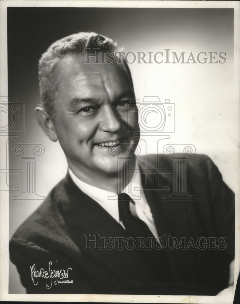 1957 Press Photo Phil Bowman for NBC-WMAQ Radio - ney29695 - Historic Images