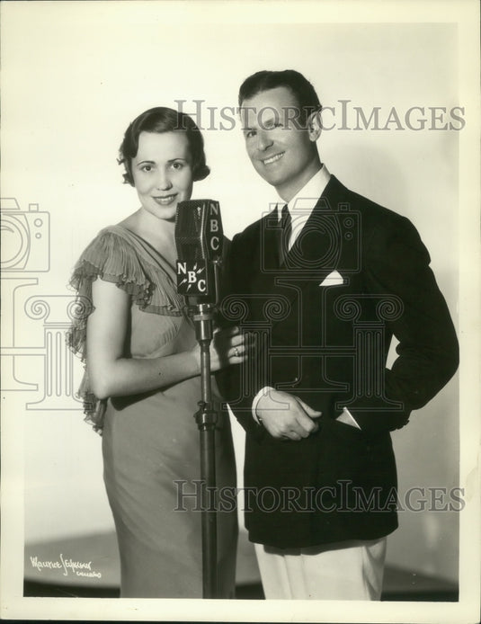 1935 Press Photo Soprano Ruth Lyon & Tenor Cyril Pitts Co-Star on Music Magic - Historic Images