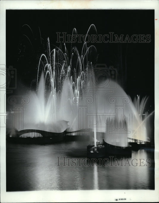 1964 Press Photo Fountain of the Planets at World's Fair in New York 1964 - Historic Images