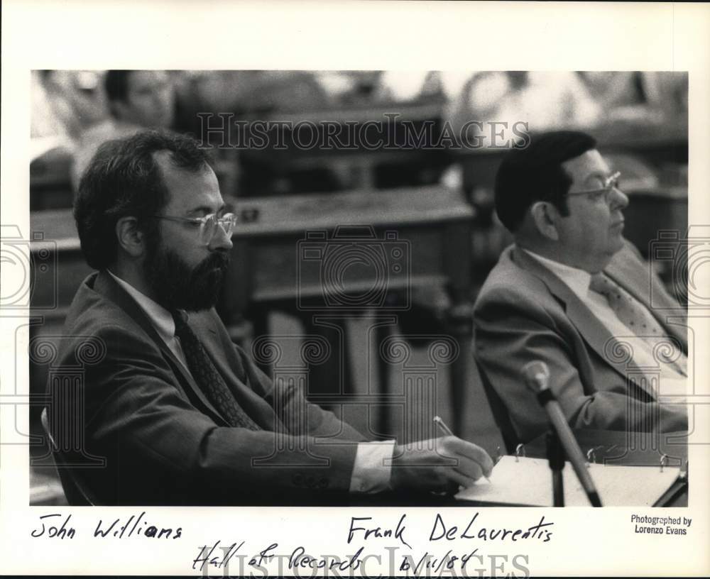 1984 Press Photo John Williams and Frank DeLaurentis in Hall of Records- Historic Images