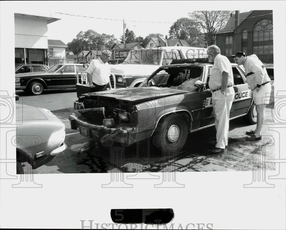 1993 Press Photo Police Commissioner Al Norwood &amp; Alderman with Derby Police Car - Historic Images