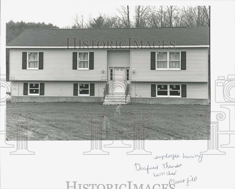 Press Photo Danfield Threads Employee Housing in Winsted - nht04737- Historic Images