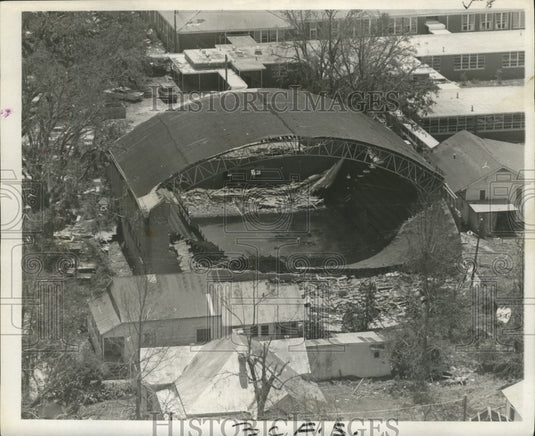 1969 Press Photo Hurricane Camille-Pass Christian Shows Damage of a School's Gym - Historic Images