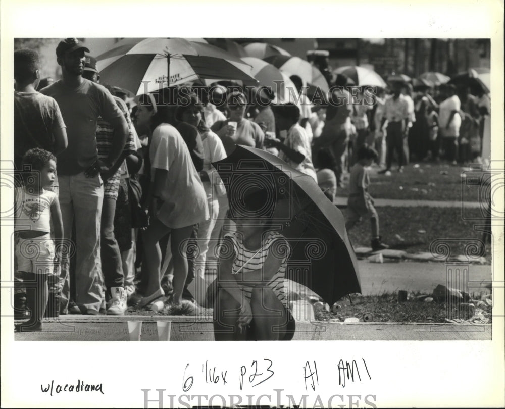 Hurricane Andrew - Myra Lofton in food stamp line in Iberia Parish. - Historic Images