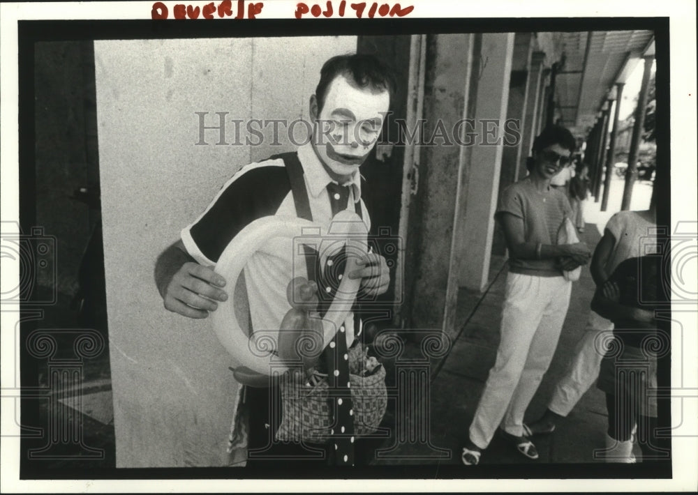 1985 Clown in Jackson Square, New Orleans - Historic Images