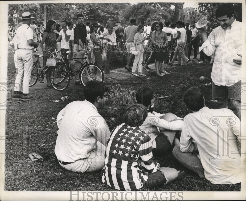 1967 Crowds of people in Jackson Square, New Orleans, Louisiana. - Historic Images