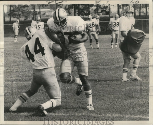 1972 Press Photo Joe Williams Running Back New Orleans Saints Practicing - Historic Images
