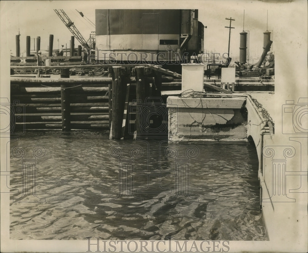 1965 Canal Break - Industrial Canal at Florida Ave. bridge area. - Historic Images