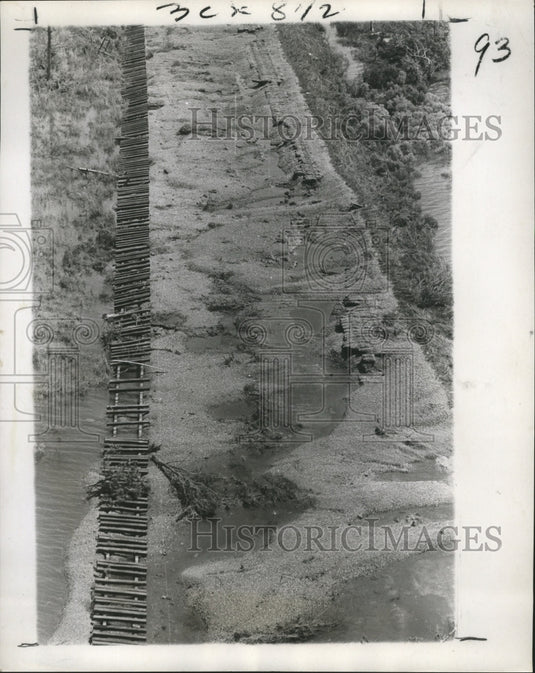 1969 Press Photo Tracks Lifted from Railroad Bed - noa01298 - Historic Images