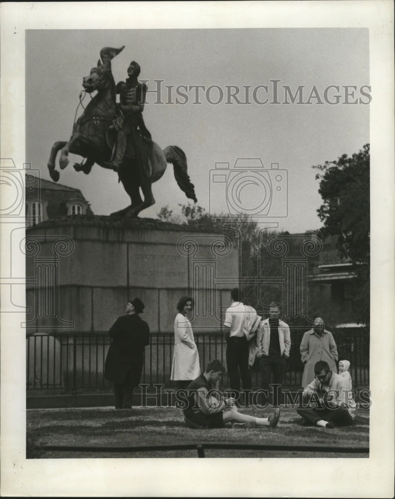 1964 Press Photo New Orleans Jackson Square Youths Playing Instruments - Historic Images